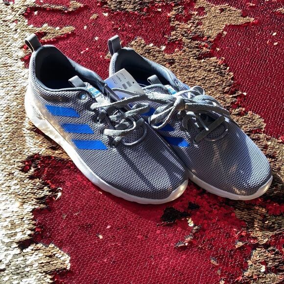 Kids ADIDAS shoes - Picture 2 of 11